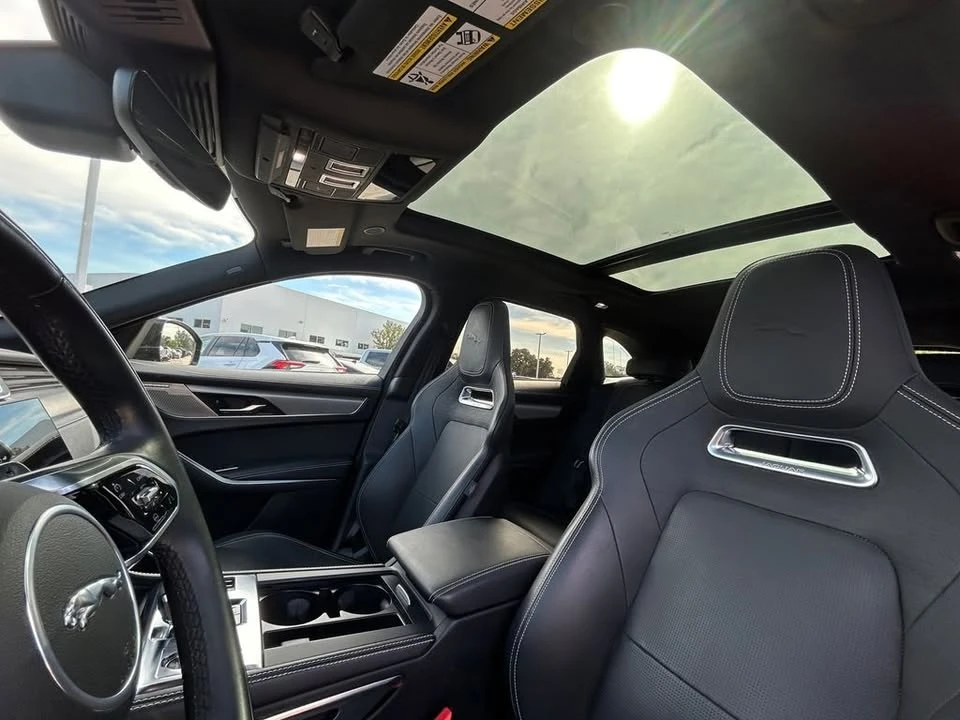 2024 Jaguar F-Pace - Image 12 of 20