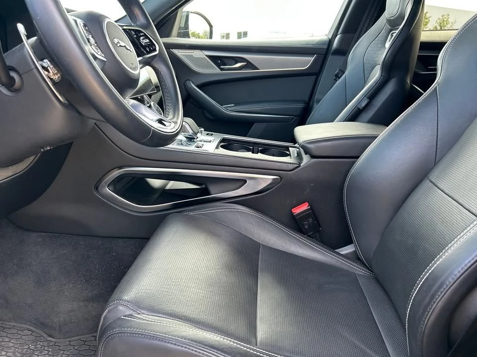 2024 Jaguar F-Pace - Image 11 of 20