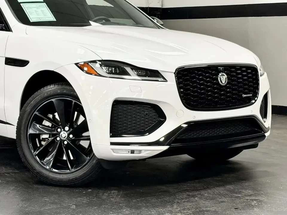 2024 Jaguar F-Pace - Image 3 of 20