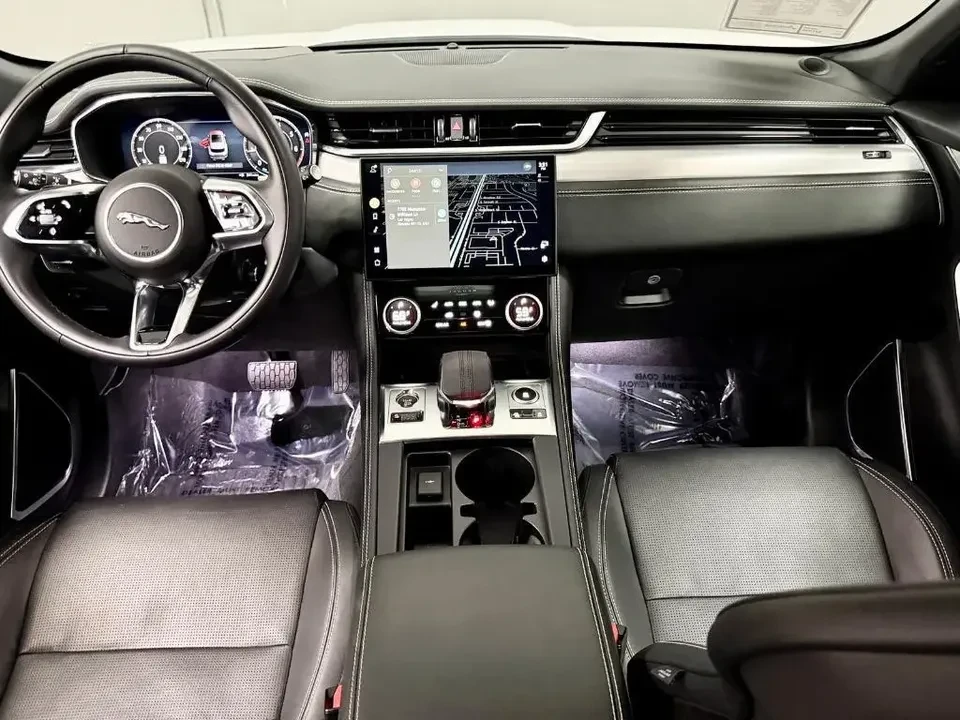 2024 Jaguar F-Pace - Image 12 of 20