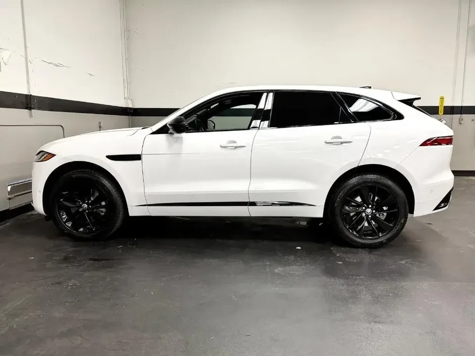 2024 Jaguar F-Pace - Image 10 of 20