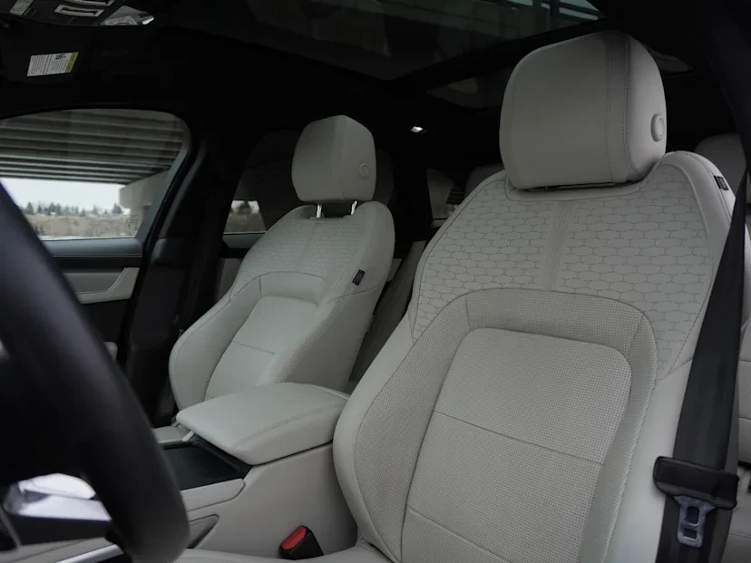 2024 Jaguar - Image 16 of 19