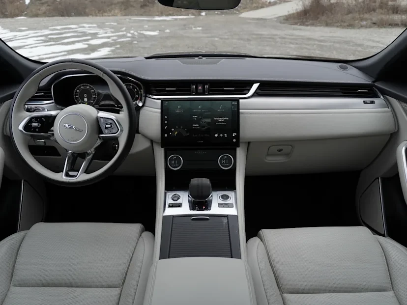 2024 Jaguar - Image 8 of 19