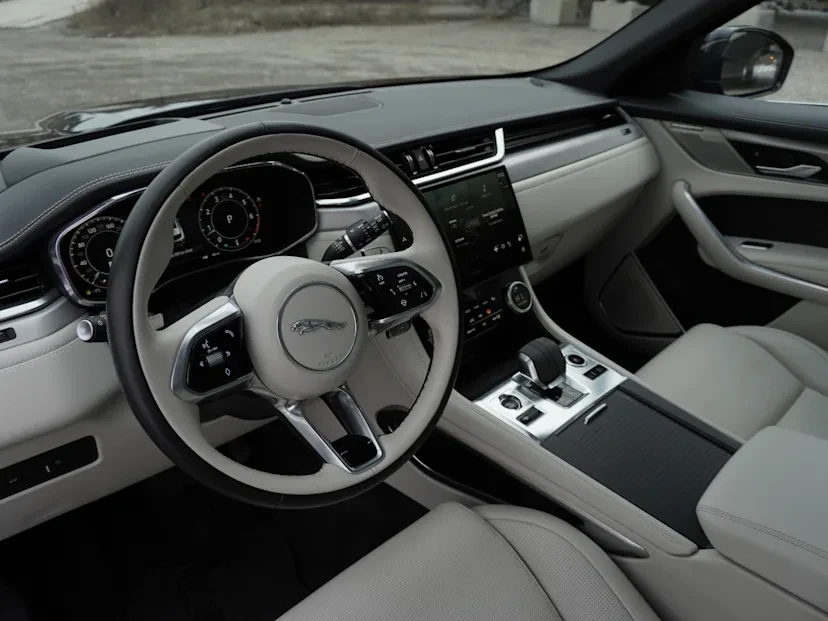 2024 Jaguar - Image 10 of 19