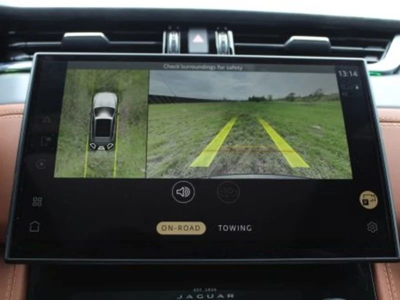 2024 Jaguar F-Pace SVR - Image 15 of 20