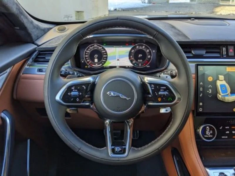 2024 Jaguar F-Pace SVR - Image 12 of 20