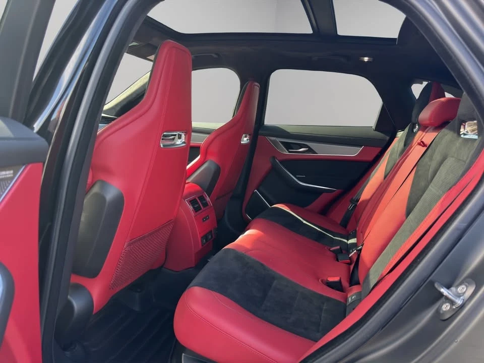 2024 Jaguar F-Pace SVR - Image 19 of 19