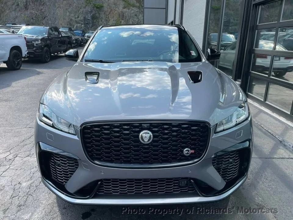 2024 Jaguar F-Pace SVR - Image 3 of 20