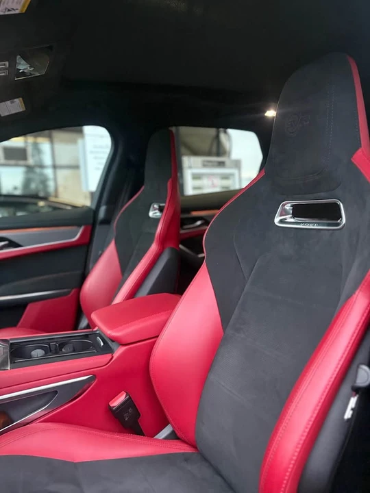 2024 Jaguar F-Pace SVR - Image 6 of 9