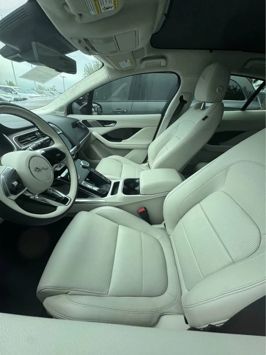 2024 Jaguar I-Pace - Image 4 of 4