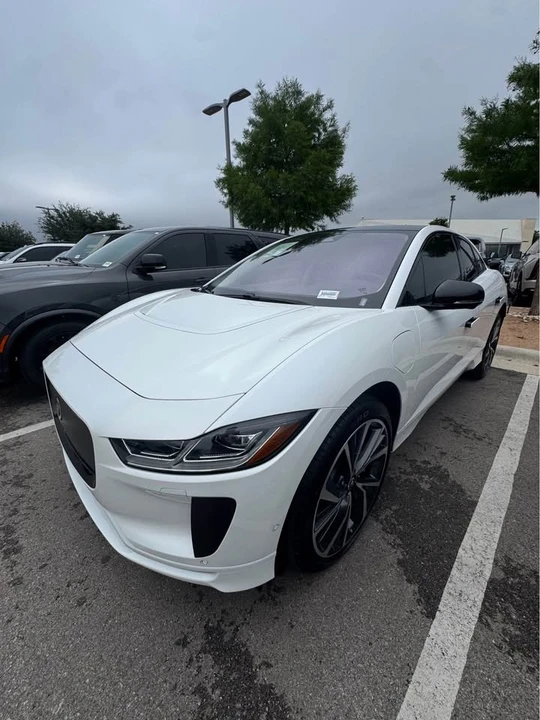 2024 Jaguar I-Pace - Image 3 of 4