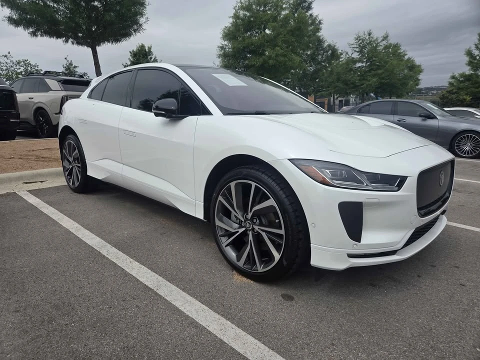 2024 Jaguar I-Pace - Image 2 of 8