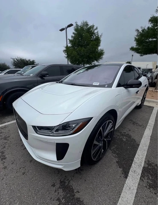 2024 Jaguar I-Pace - Image 3 of 4
