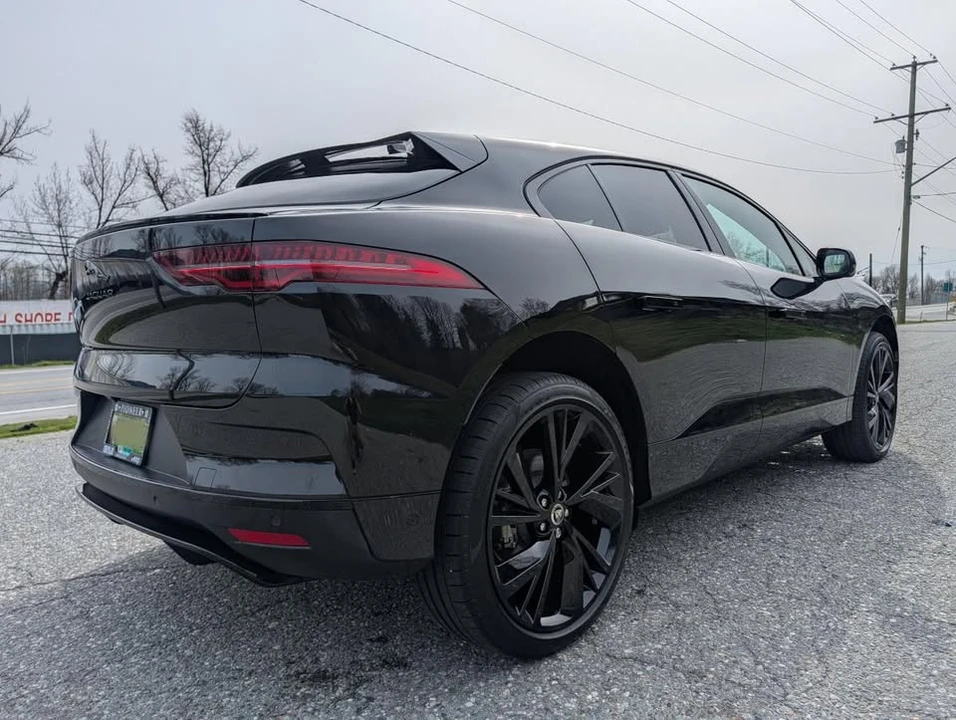 2024 Jaguar I-Pace - Image 5 of 10
