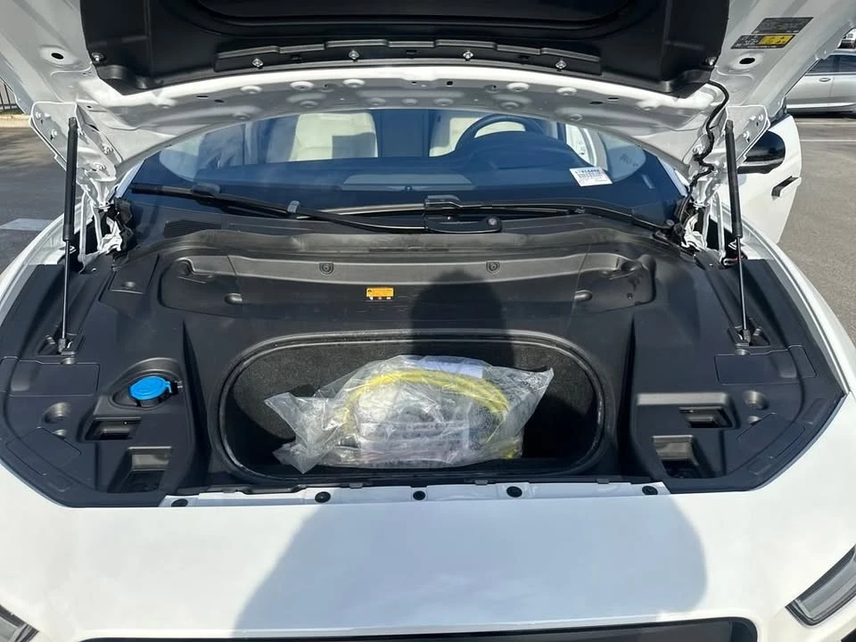 2024 Jaguar I-Pace - Image 14 of 20