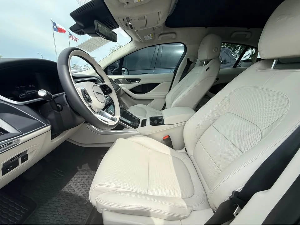 2024 Jaguar I-Pace - Image 6 of 10