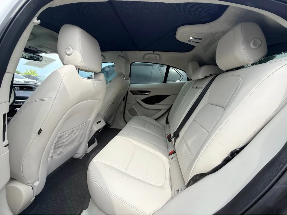 2024 Jaguar I-Pace - Image 7 of 10