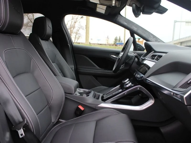 2024 Jaguar I-Pace - Image 18 of 20