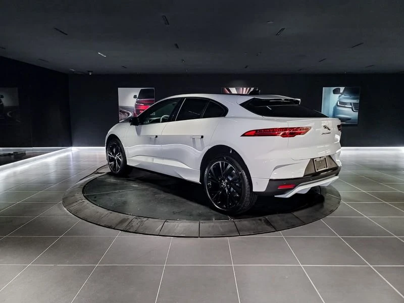2024 Jaguar I-Pace - Image 7 of 20