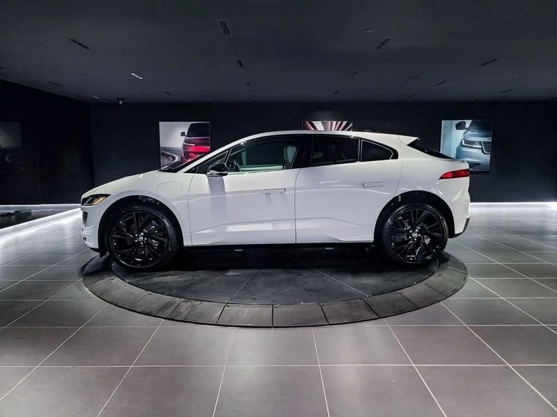 2024 Jaguar I-Pace - Image 8 of 20