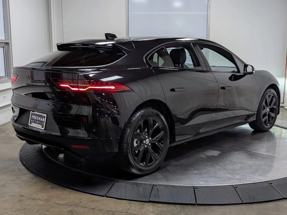 2024 Jaguar I-Pace - Image 9 of 20