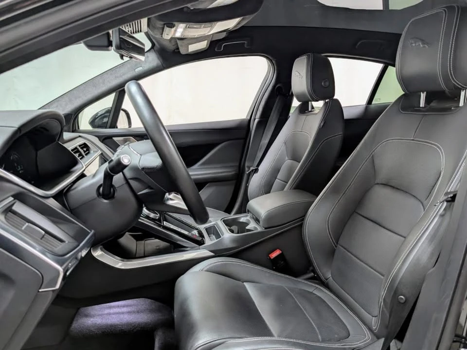 2024 Jaguar I-Pace - Image 15 of 20