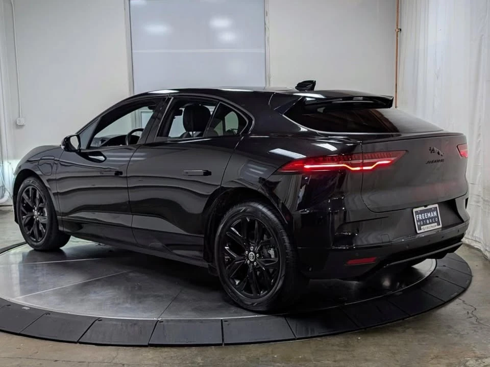2024 Jaguar I-Pace - Image 7 of 20