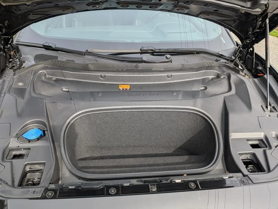 2024 Jaguar I-Pace - Image 6 of 16