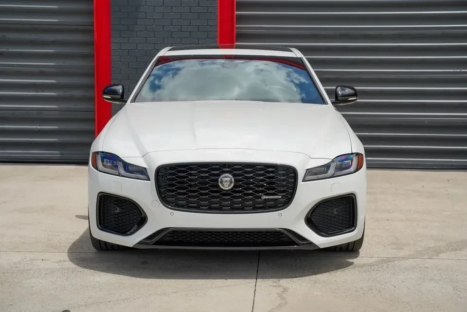 2024 Jaguar X260 XF - Image 5 of 17