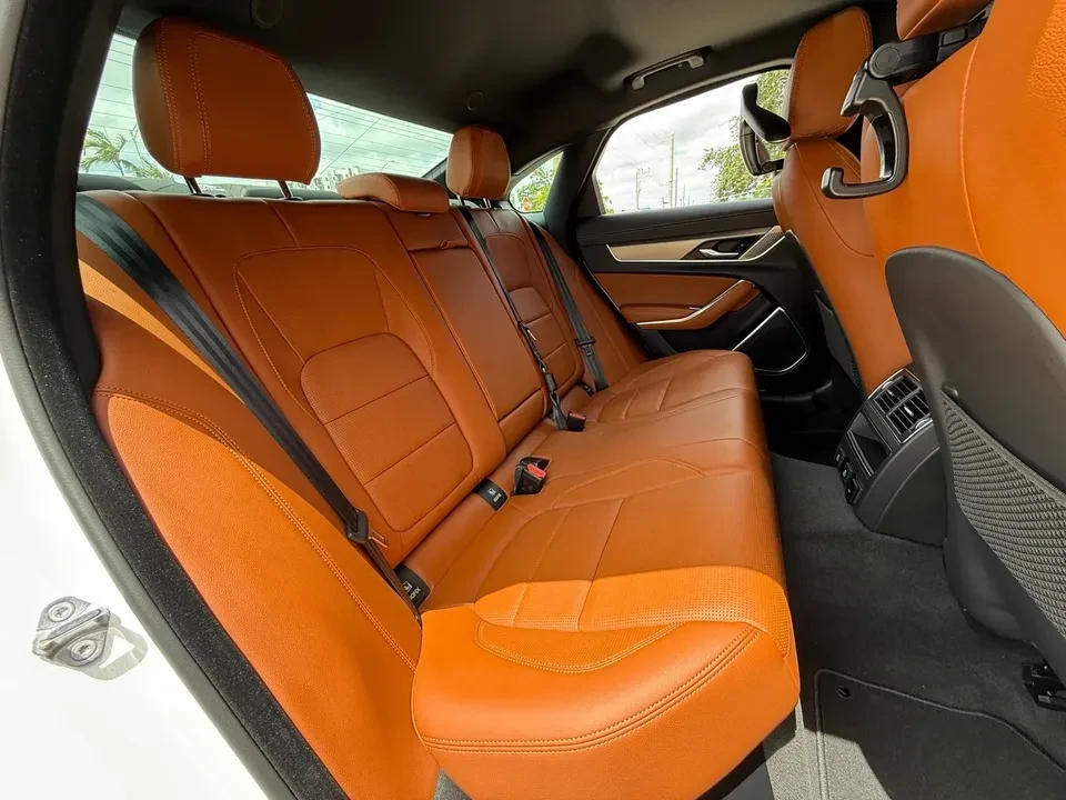 2024 Jaguar X260 XF - Image 11 of 17