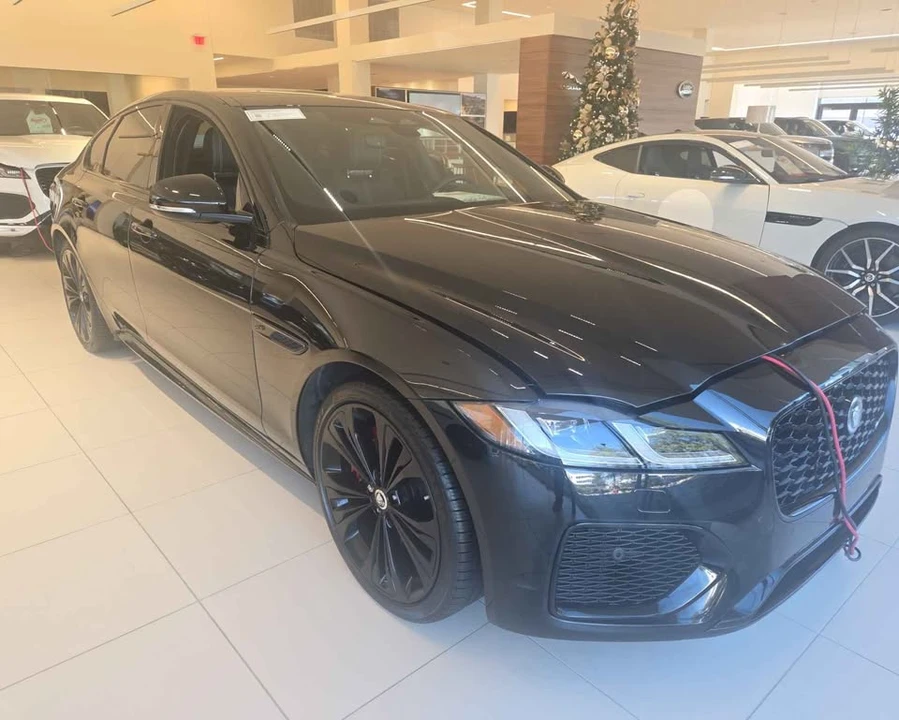 2024 Jaguar X260 XF - Image 2 of 10