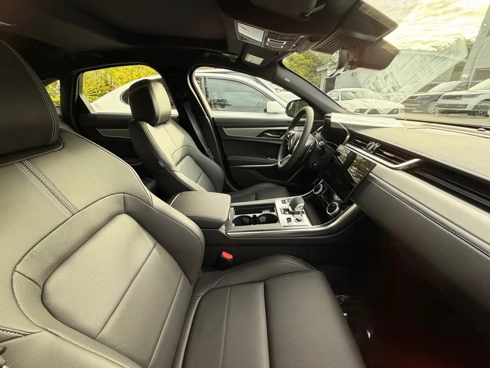 2024 Jaguar X260 XF - Image 12 of 14