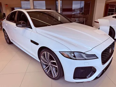 2024 Jaguar XF P300 R-Dynamic SE
