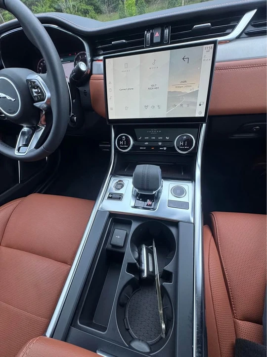 2024 Jaguar X260 XF - Image 8 of 20