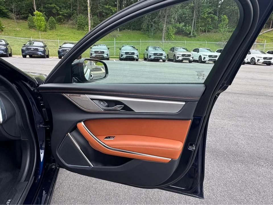 2024 Jaguar X260 XF - Image 12 of 20