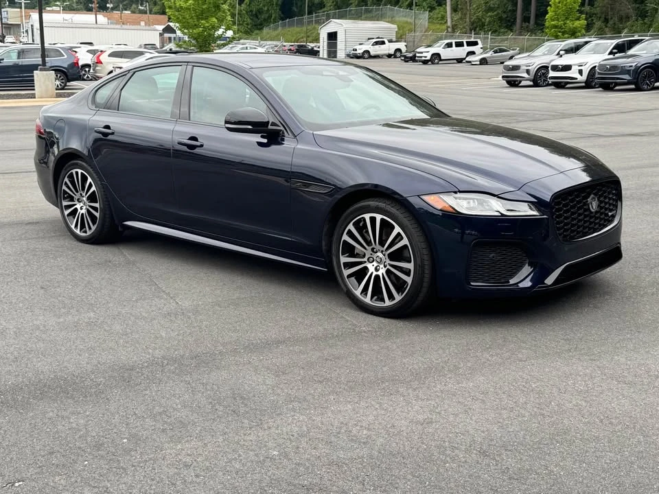 2024 Jaguar X260 XF - Image 17 of 20