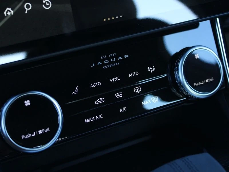 2024 Jaguar X260 XF - Image 16 of 20