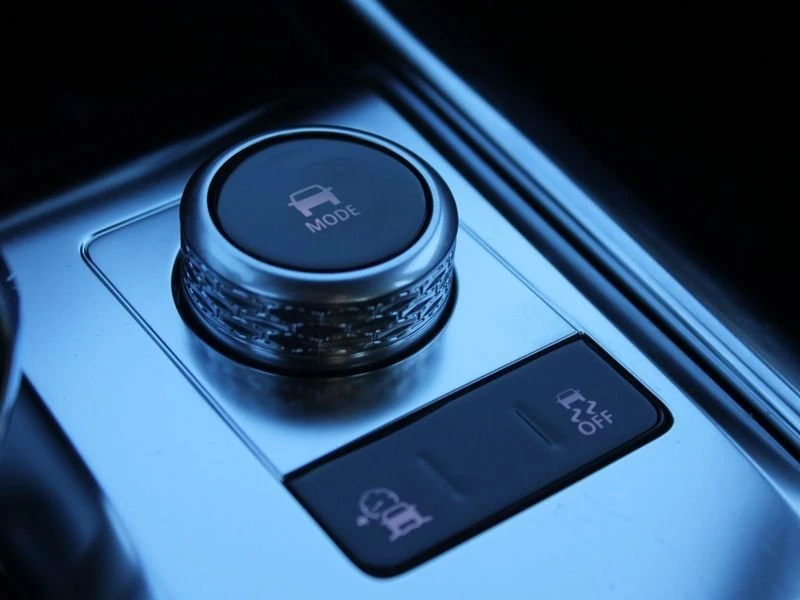 2024 Jaguar X260 XF - Image 14 of 19