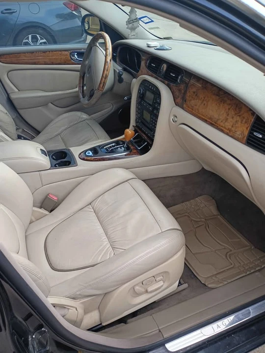 2024 Jaguar X351 XJ - Image 5 of 7