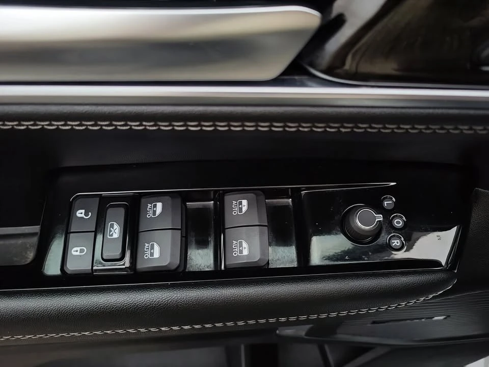 2024 Jeep WS Wagoneer - Image 9 of 20