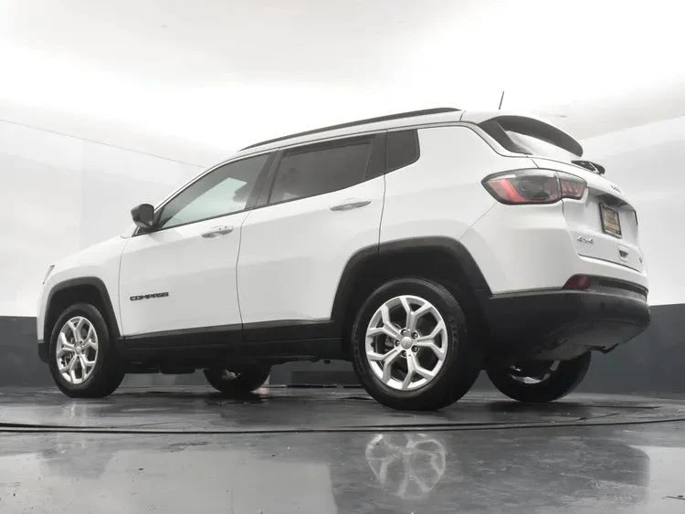 2024 Jeep Compass - Image 12 of 12