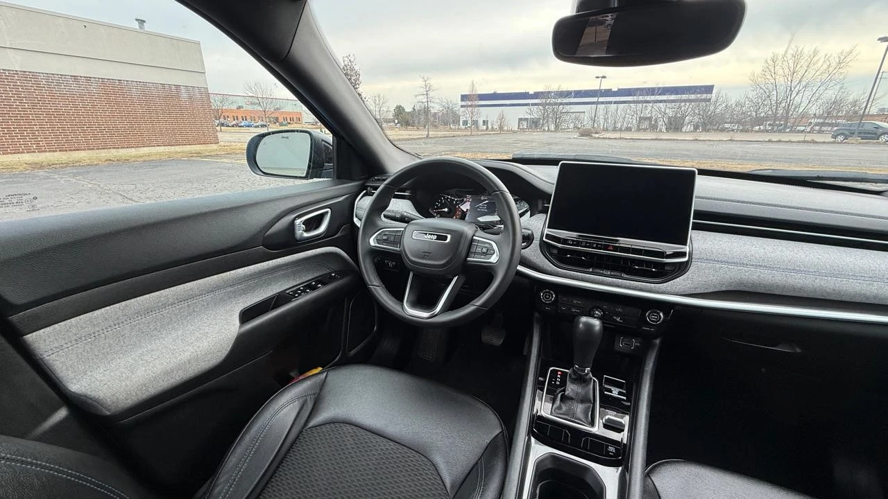 2024 Jeep Compass - Image 11 of 21
