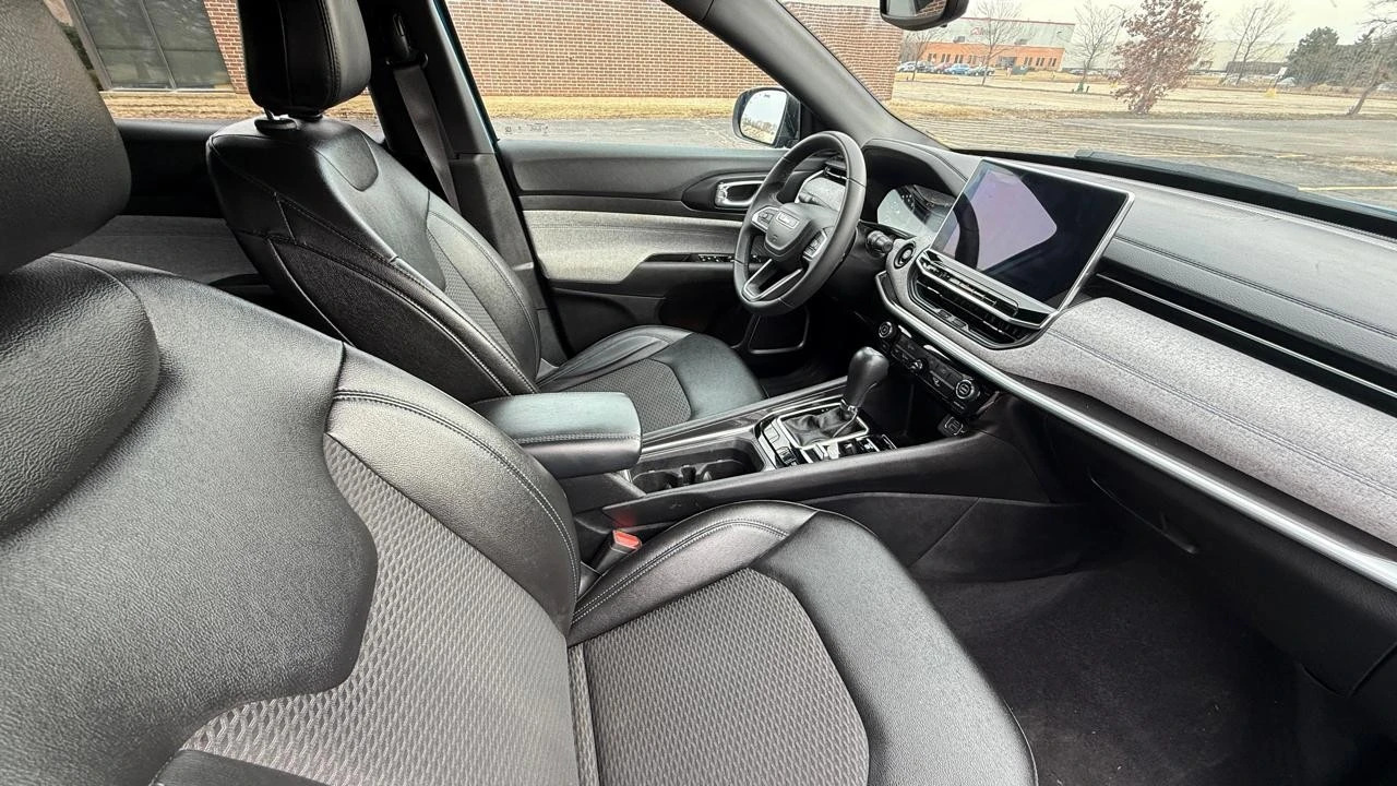 2024 Jeep Compass - Image 21 of 21