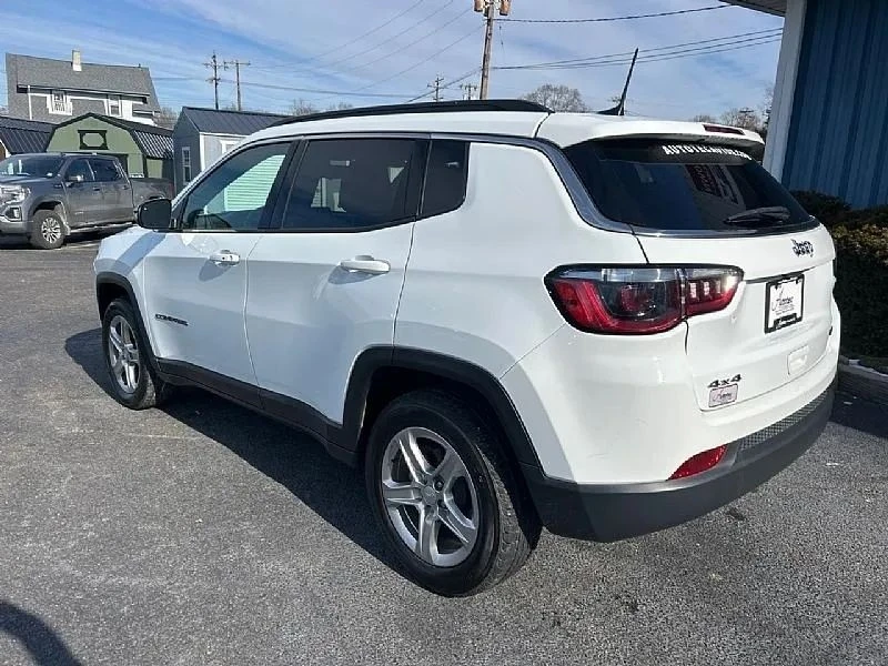 2024 Jeep Compass - Image 4 of 12