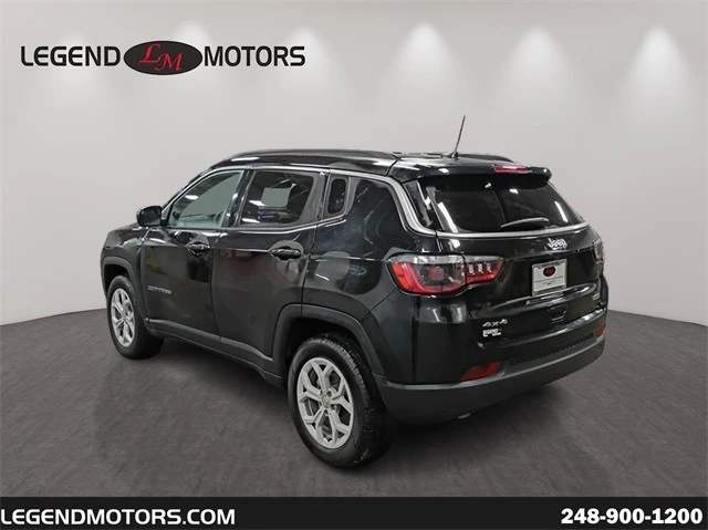 2024 Jeep Compass - Image 6 of 12