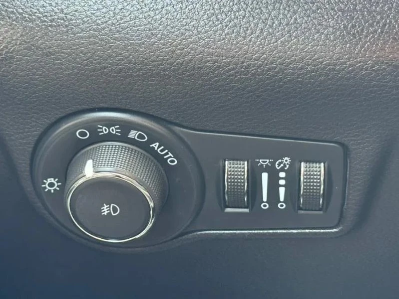 2024 Jeep Compass - Image 12 of 12