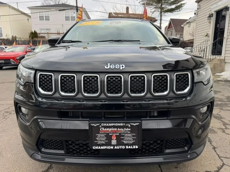 2024 Jeep Compass - Image 5 of 12