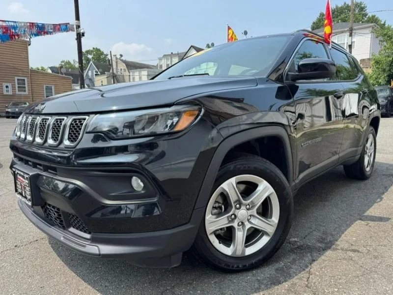 2024 Jeep Compass - Image 3 of 12