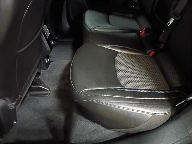 2024 Jeep Compass - Image 14 of 21