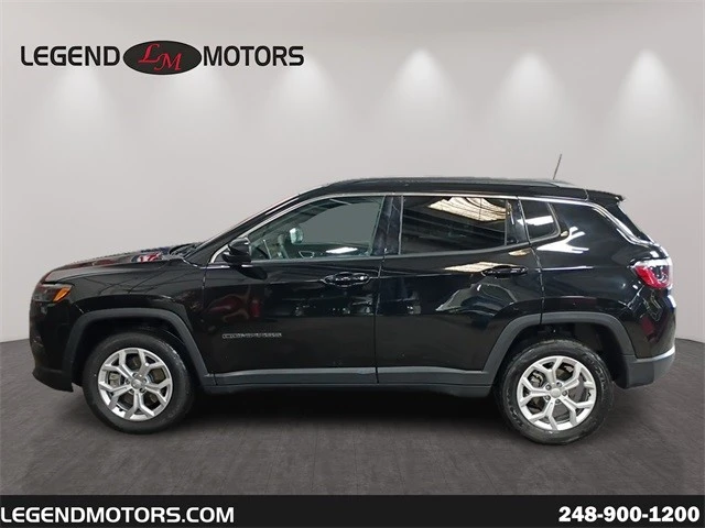 2024 Jeep Compass - Image 5 of 21